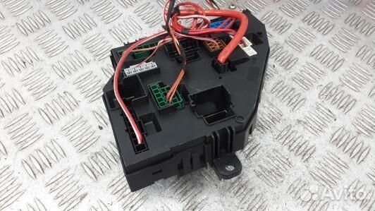 Блок предохранителей BMW X3 E83 (2NN19M103)