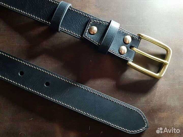 Мужской кожаный ремень