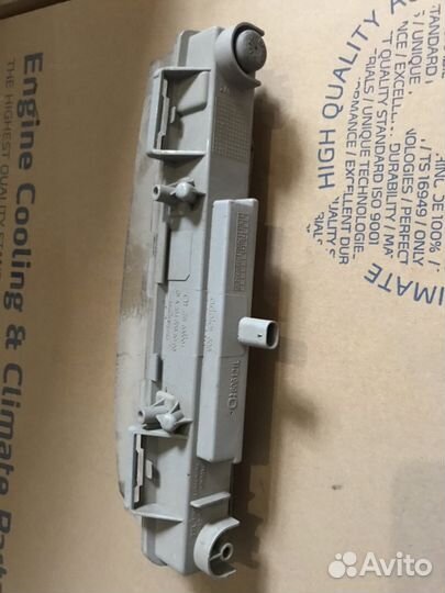 Ходовой огонь Левый (Мерседес C204) A2049068900