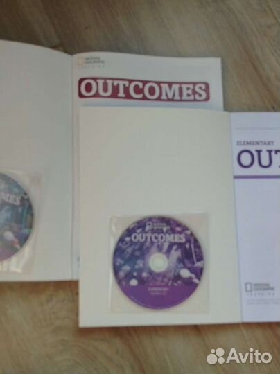 Outcomes Elementary комплект учебников продам
