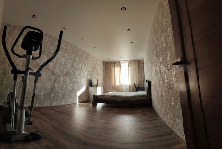 2-к. квартира, 65 м², 2/9 эт.