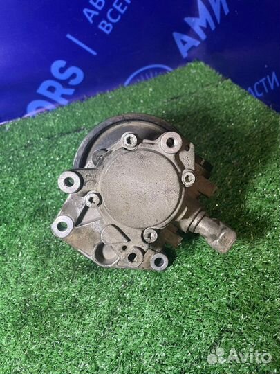 Насос гидроусилителя руля Mercedes-Benz E300 M272