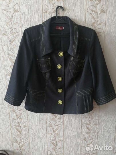 Костюм женский пиджак и юбка