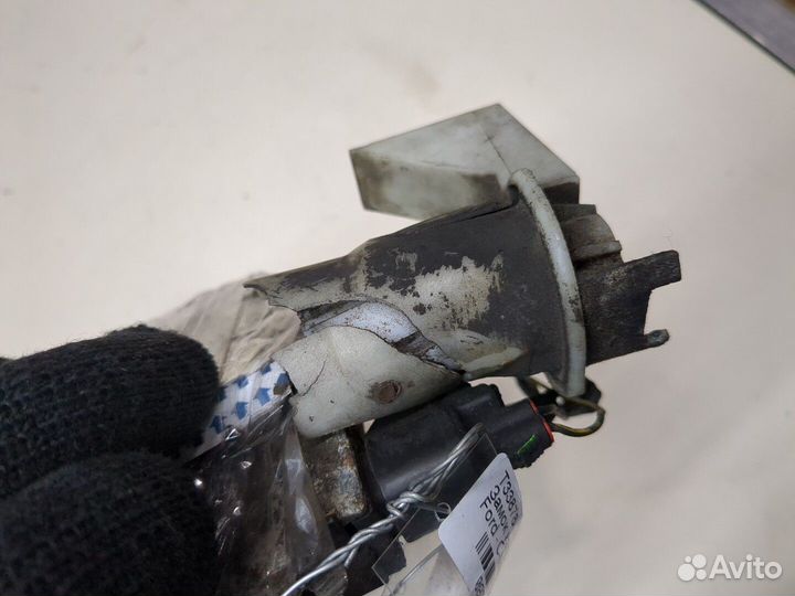 Замок капота Ford C-Max, 2007