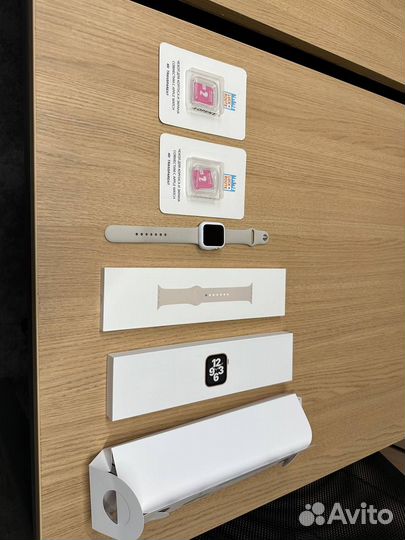 Apple watch se (40mm, золотые, 2020)