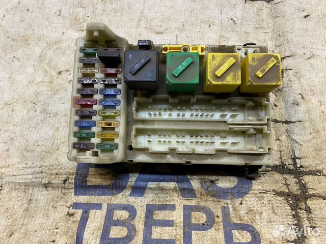 Блок предохранителей Мондео 2