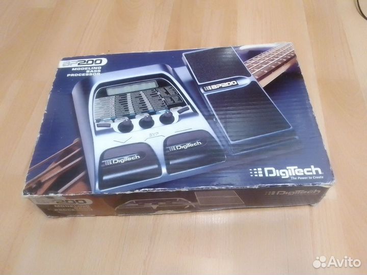 Процессор для бас гитары Digitech BP200