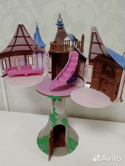 Домик-замок для кукол