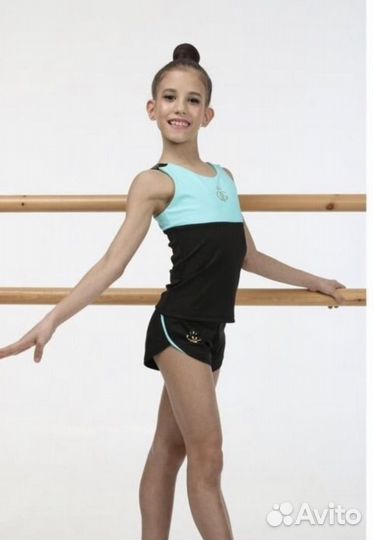 Костюм (майка и шорты) для худ.гимнастики
