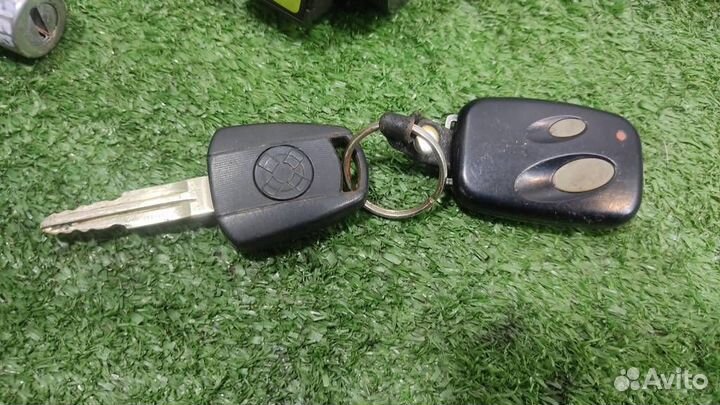 Замок зажигания Ssangyong Rexton 2005