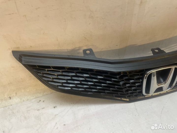 Решетка радиатора Honda Fit GE6 2008