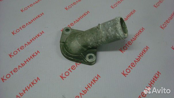 Nissan 13049-6N200 Крышка термостата