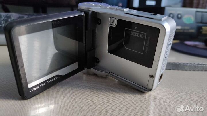 Цифровая видеокамера odys SDV-i5