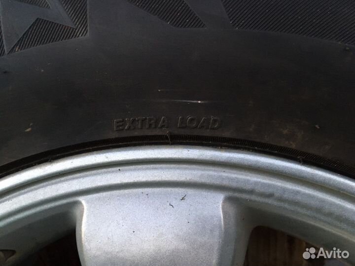 Bridgestone Ice Cruiser 7000 265/65 R17