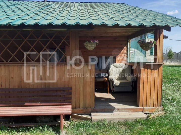 Дом 25,9 м² на участке 23,3 сот.