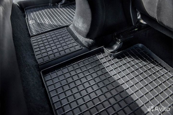 Автомобильные ковры в салон для Audi Q7 2005-2015