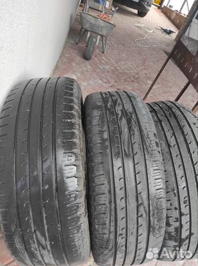 Goodyear EfficientGrip 2 SUV 225/60 R18 104