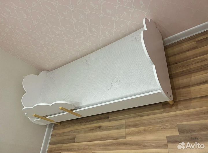 Детская кровать новая