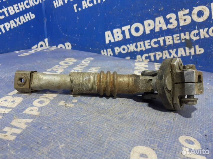 Рулевой карданчик Mercedes-Benz W220 седан 2001