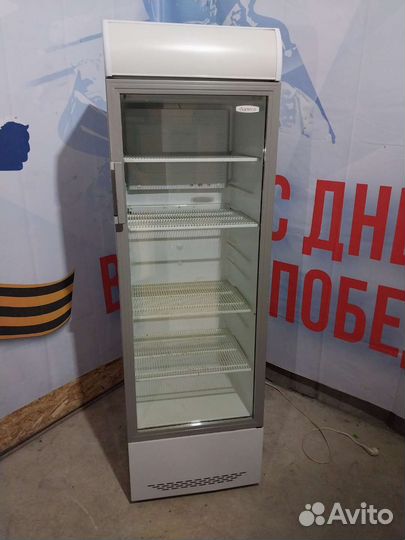 Холодильная витрина бу