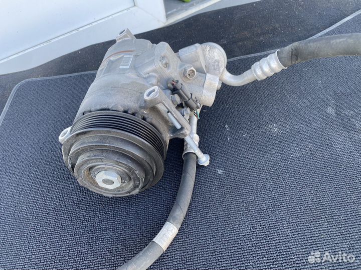 Компрессор кондиционера Mercedes w212 оригинал