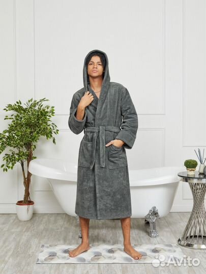 Халат мужской с капюшоном махровый