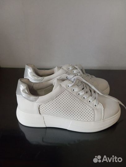 Кроссовки helena berger женские