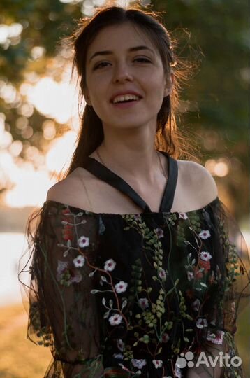 Педагог/репетитор по вокалу,сольфеджио,фортепиано