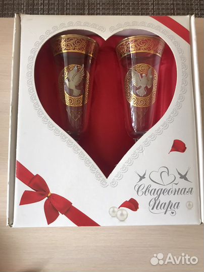 Свадебные бокалы и рушник. Новые