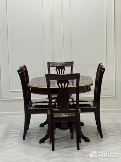 Стол и стулья от производителя. В наличии