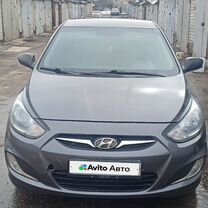 Hyundai Solaris 1.4 MT, 2012, 243 820 км, с пробегом, цена 610 000 руб.