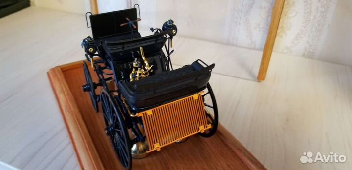 Модель Daimler - Motorkutsche 1886 1/18