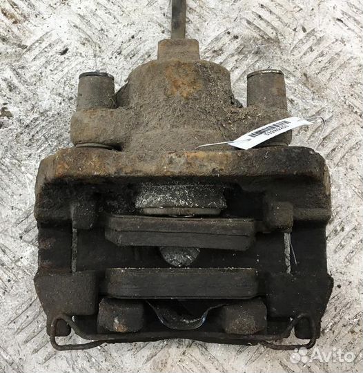 Суппорт задний левый Volvo XC90