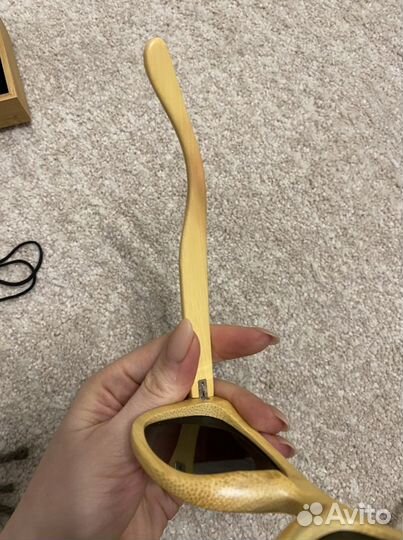 Очки солнцезащитные