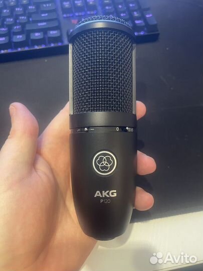 Студийный микрофон akg p120