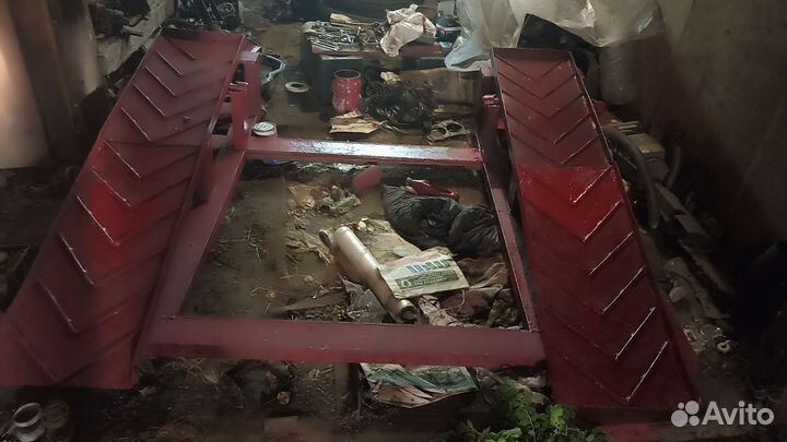 Эстакада для автомобиля