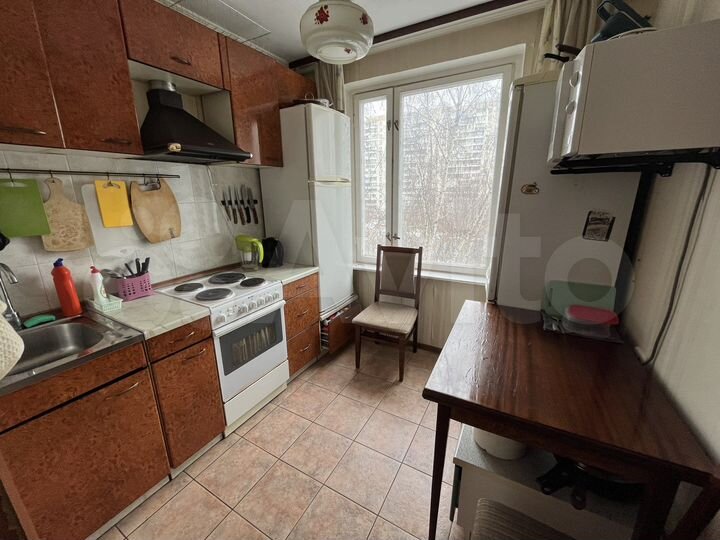 Комната 12 м² в 4-к., 6/10 эт.