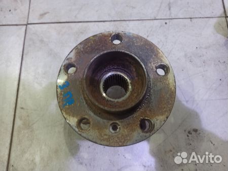 Ступица задняя 33406867811 бмв