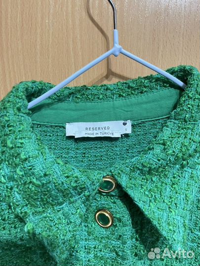 Зеленая рубашка женская