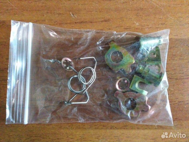 Колодки барабанные задние Mazda 121 C 1996