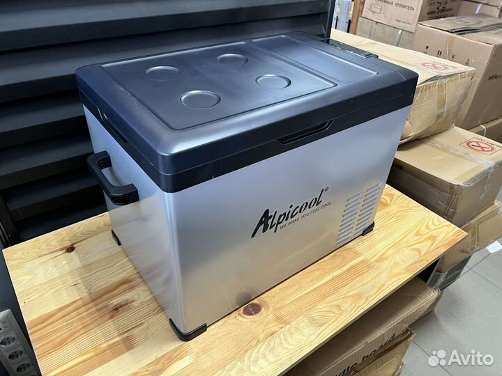 Холодильник переносной Alpicool c40