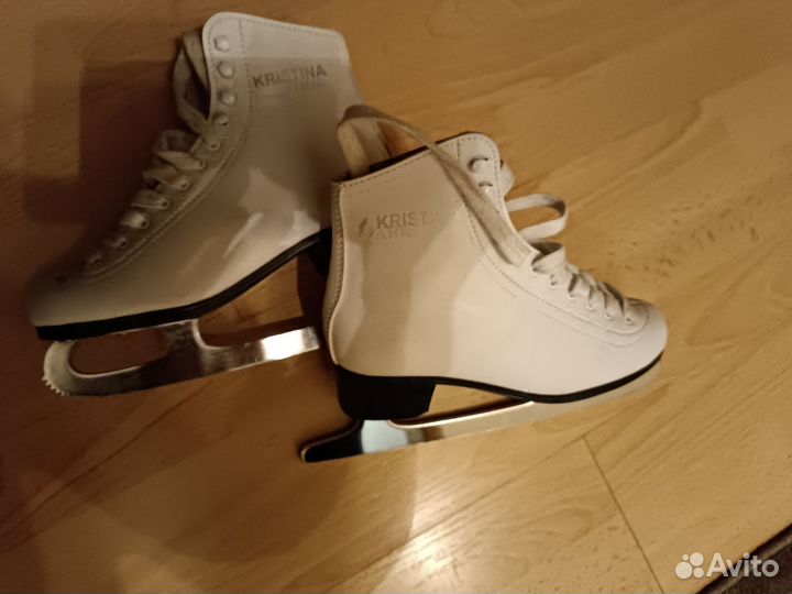 Коньки фигурные 35 размер