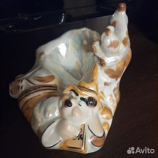 Фарфоровая пепельница