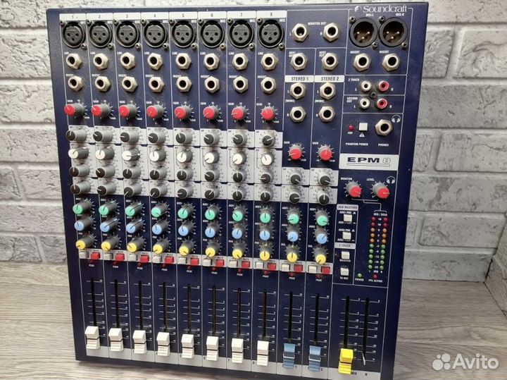 Микшер аналоговый soundcraft EPM8