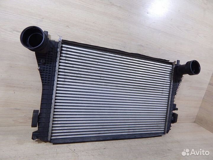 Интеркулер Skoda Octavia A5