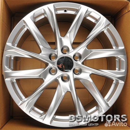 Диски CD06 9/22 6x139.7 ET28 d78.1 hyper black