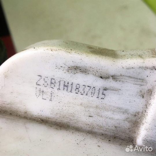 Замок двери передней левой Фольксваген Гольф 3 В