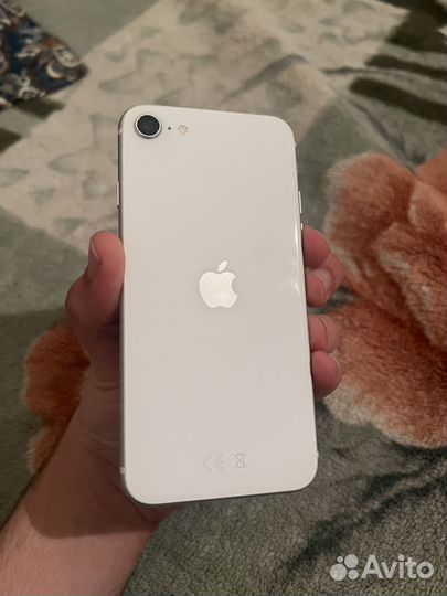 iPhone SE (2022), 64 ГБ