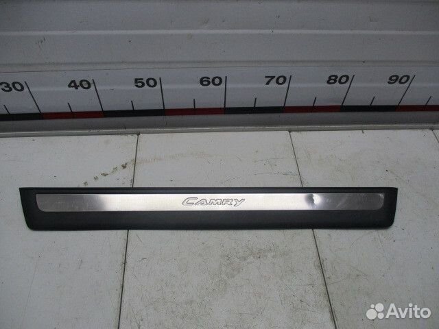 Накладка порога передняя правая Toyota Camry XV50/XV55
