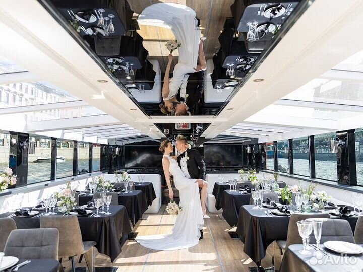 Аренда теплохода премиум-класса